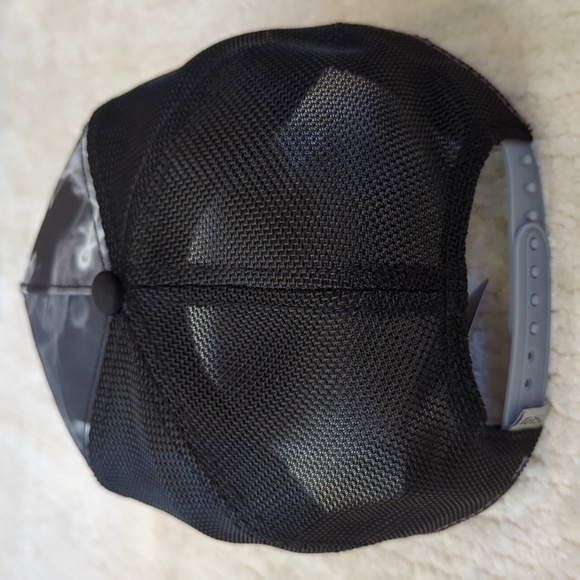 Goorin Bros Hellcat Animal Farm Snapback Trucker Hat - Picture 4 of 6